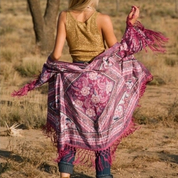 New arnhem azalea kimono robe pink XS/S tassel NWT - Picture 8 of 16